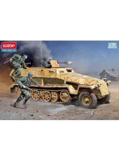   Academy - Model Kit military 13540 - German Sd.kfz.251/1 Ausf.C (1:35)