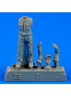   Aerobonus - 1/48 U.S. Army aircraft mechanic WWII - Pacific th