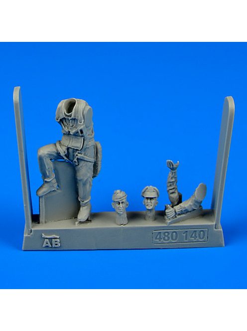 Aerobonus - 1/48 U.S.A.F. Fighter Pilot WWII - 8th Army (Europ