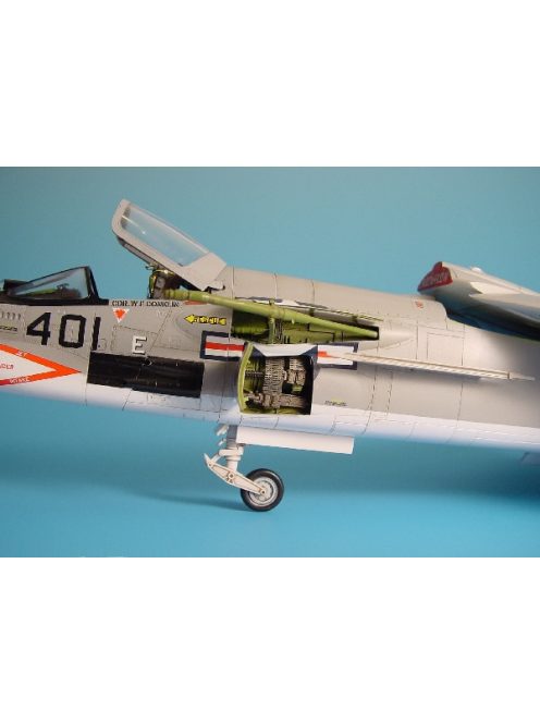 Aires - 1/48 F-8E Crusader gun bay