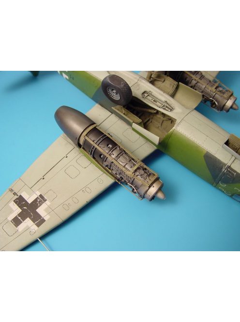 Aires - Arado Ar 234B Blitz Motor Detailset für Hasegawa Bausatz