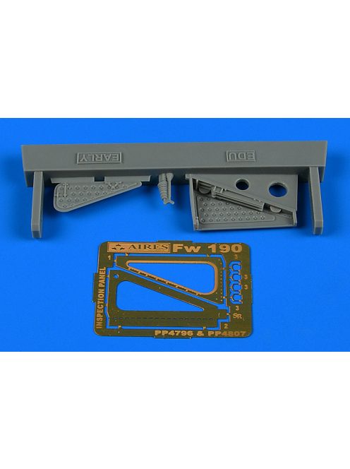 Aires - Fw 190 inspection panel - early v. EDUARD