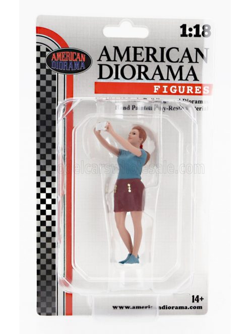 American Diorama - FIGURES GIRL SELFIE BLUE BROWN