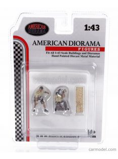   American Diorama - Figures Set 4 - 2X Man Mechanics Crew 4X4 Offroad Camel Trophy Beige Brown