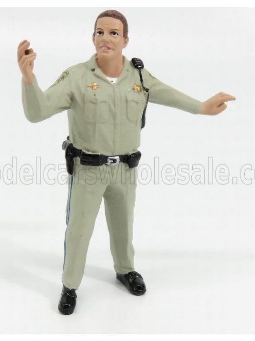 American Diorama - FIGURES POLIZIOTTO DIREZIONE TRAFFICO III - POLICEMAN HIGHWAY PATROL III DIRECTING TRAFFIC BEIGE