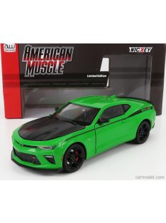   Autoworld - Chevrolet Camaro Ss 1Le Nickey Coupe 2017 Green Black