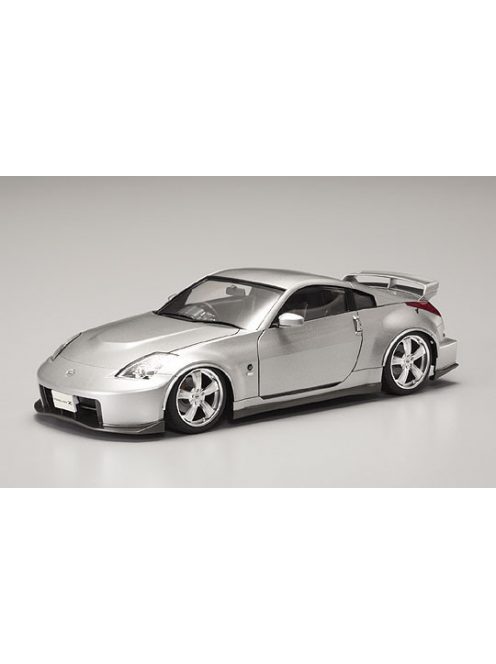 Aoshima - Nissan Fairlady Z Version Nismo 2007 Model