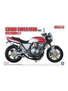   Aoshima - 1/12 Honda CB400SF with custom parts, plastic modelkit