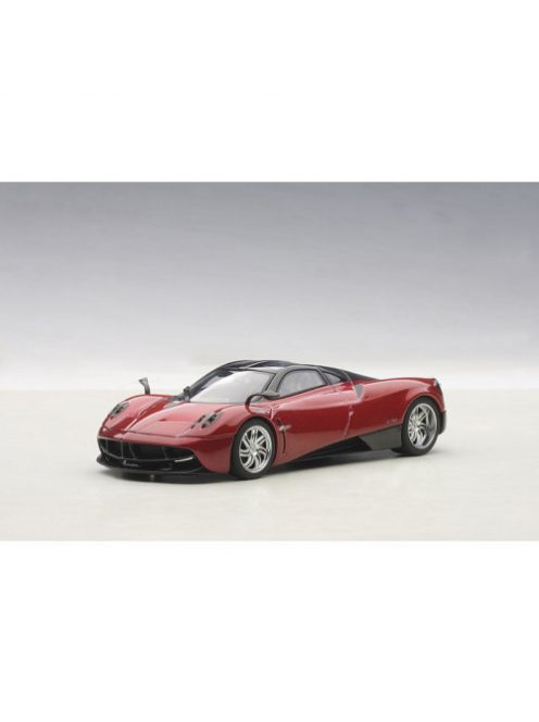 Autoart - 1:43 Pagani Huayra (Metallic Red) 2011