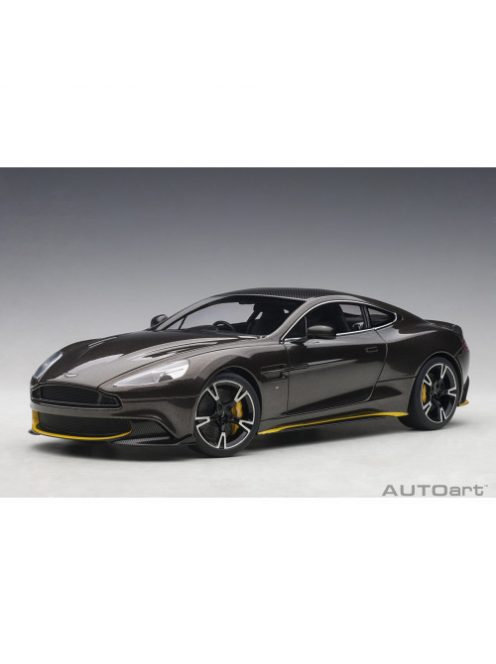 Autoart - 1:18 Aston Martin Vanquish S 2017 (Kopi Bronze/Yellow Accents) (Composite Model/Full Openings)