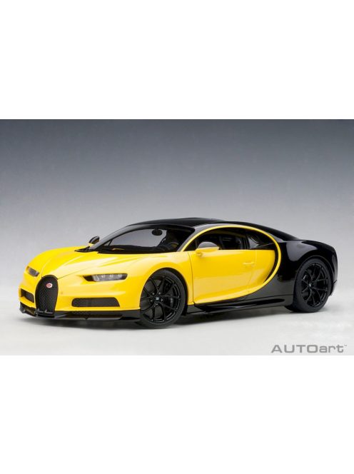 Autoart - 1:18 Bugatti Chiron Jaune Molsheim Yellow/Nocturne Black, 2017 (composite model/full openings and workable rear spoiler) - AUTOart