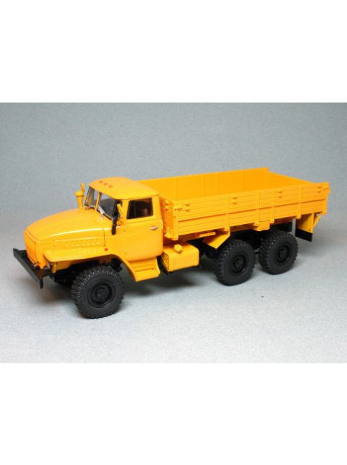 Avtoistoria - 1:43 Ural-43202 6X6 Flatbed Truck - Avto Istoria