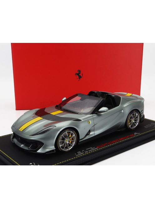 Bbr-Models - FERRARI 812 COMPETIZIONE A SPIDER 2022 - CON VETRINA - WITH SHOWCASE GRIGIO COBURN - GREY MET YELLOW