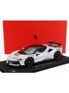   Bbr-Models - FERRARI SF90 XX STRADALE 2024 - CON VETRINA - WITH SHOWCASE BIANCO ARTICO - WHITE ORANGE BLACK