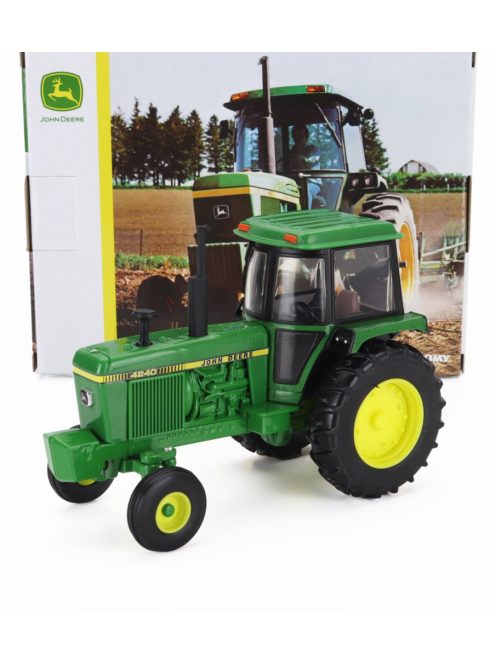 Britains - JOHN DEERE 4240 TRACTOR 1960 GREEN YELLOW