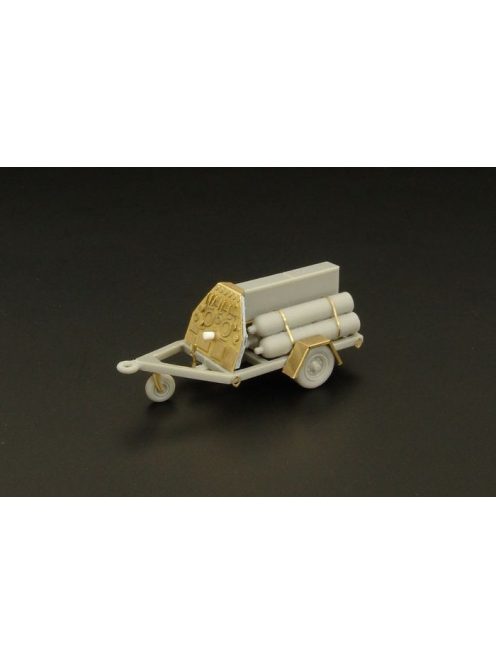 Brengun - 1/72 U S NAVY Oxygen cart Resin Kit of USN oxygen cart