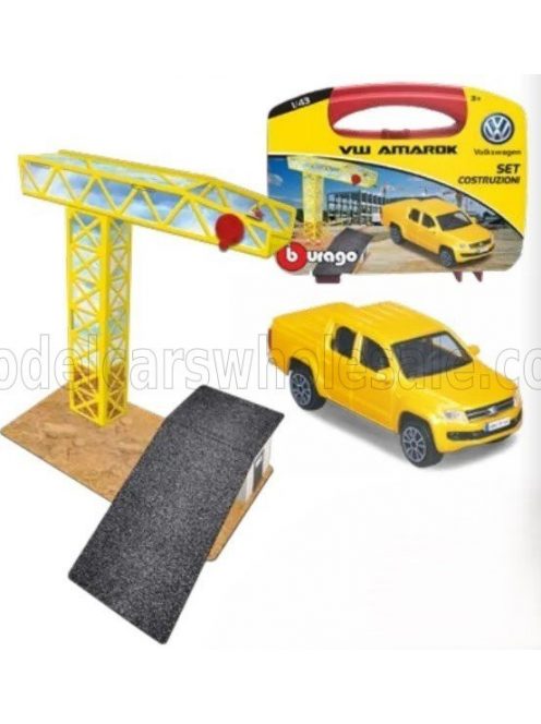 Burago - ACCESSORIES DIORAMA - SET BUILD CONSTRUCTION - SET COSTRUZIONI - WITH VOLKSWAGEN AMAROK PICK-UP 2019 YELLOW