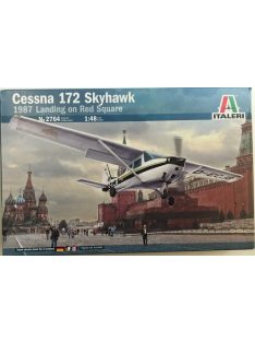   Cessna 172 Skyhawk 1987 Landing on Red Square Italeri | No. 2764 | 1:48