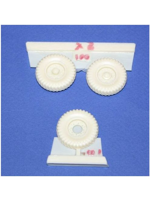 CMK - 1/35 Chevr.15cwt4x2Canada wheels9x16 Cros(Dunlop)I