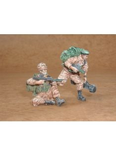 CMK - 1/35 British soldiers (Iraqs war) (2 fig.)