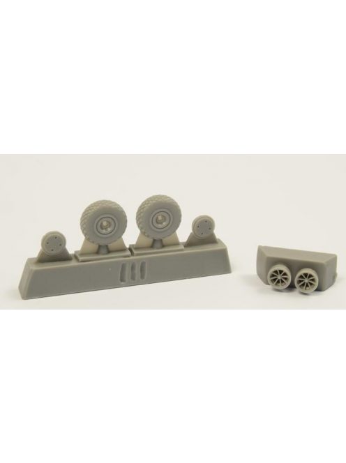 CMK - P-40 Wheels-Cross Tread f.Special Hobby