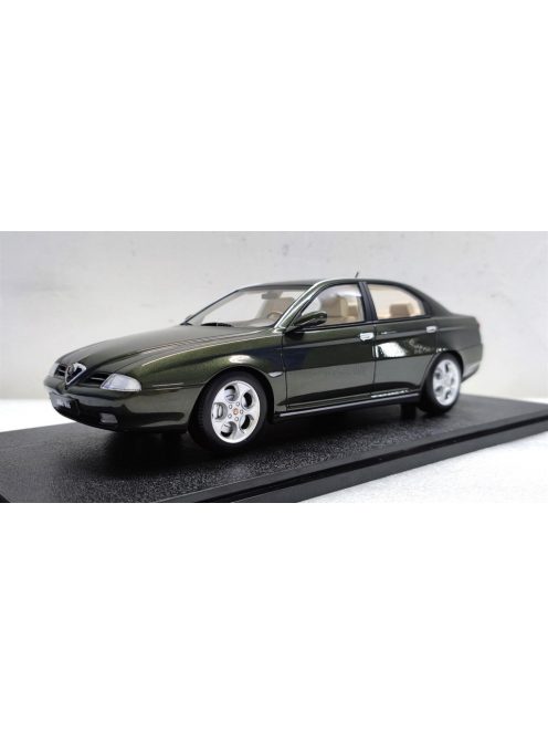 Cult-scale Models - ALFA ROMEO 166 3.0 V6 24v SUPER 1998 GREEN