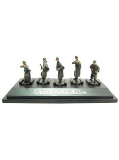 Caesar Miniatures - WWII German Army with long coat