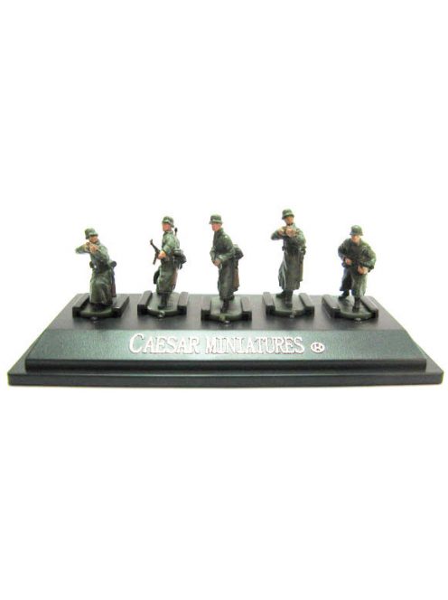 Caesar Miniatures - WWII German Army with long coat