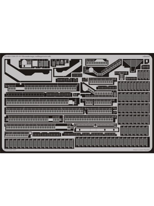 Eduard - USS CV-14 Ticonderoga railings/catwalk for Trumpeter