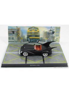 Edicola - Batman Batmobile - Batman 164 Matt Black