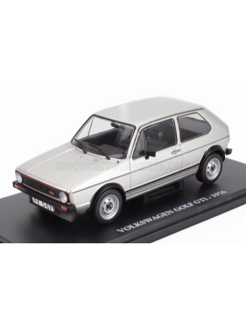 Edicola - VOLKSWAGEN GOLF GTi MKI 1976 - CON VETRINA - WITH SHOWCASE SILVER