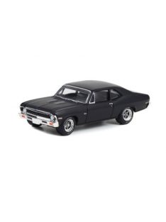   GREENLIGHT - GreenLight Muscle Series 27 - 1969 Chevrolet Nova - Custom Matte Black Solid Pack