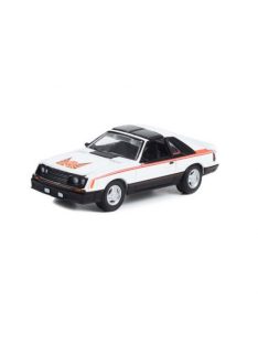   GREENLIGHT - GreenLight Muscle Series 27 - 1981 Ford Mustang Cobra - Polar White Solid Pack