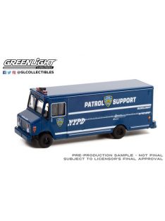   GREENLIGHT - H.D. Trucks Series 22 - 2019 Step Van - New York City Police Dept (NYPD) Auxiliary Patrol Support Solid Pack