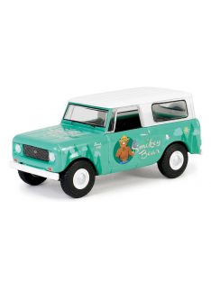   Greenlight - 1:64 1961 Harvester Scout "Remember, Only You Can Prevent Wildfires!" Solid Pack - Smokey Bear Series 3 - GreenLight