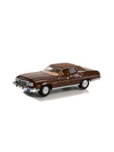   GREENLIGHT - Hollywood Series 37 - Charlie's Angels (1976-81 TV Series) - 1974 Ford Gran Torino Brougham Solid Pack