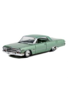   GREENLIGHT - California Lowriders Series 1 - 1963 Chevrolet Impala Lowrider - Custom Light Green Solid Pack