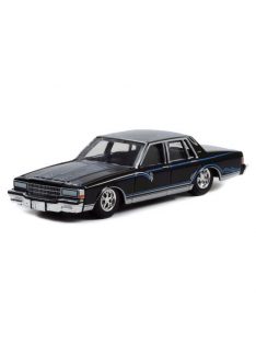   GREENLIGHT - California Lowriders Series 1 - 1987 Chevrolet Caprice Lowrider - Custom Black Solid Pack