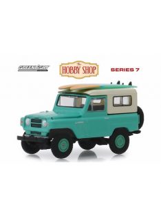   GREENLIGHT - The Hobby Shop Series 7 - 1969 Nissan Patrol (60) with Surfboards Solid Pack