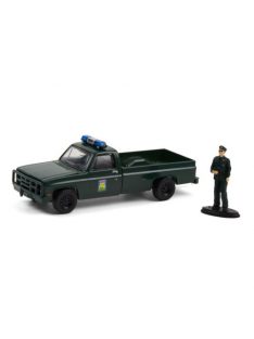   GREENLIGHT - The Hobby Shop Series 10 - 1986 ChevroletM1008 - Florida Office of Agricultural Law Enforcement with Enforcement Officer Figure Solid Pack