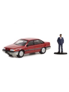   GREENLIGHT - The Hobby Shop Series 13 - 1989 Ford Taurus with Sales Associate in Suit Solid Pack