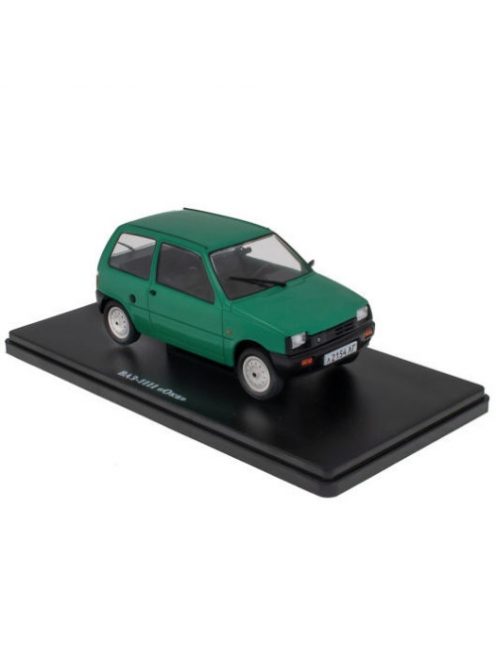 Hachette - 1:24 Vaz 1111 Lada Oka 1987