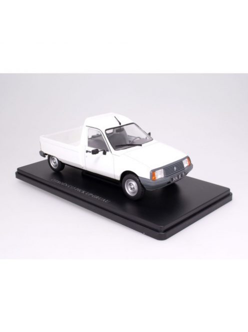 Hachette - 1:24 Citroen C15 Pick Up Gruau 1982