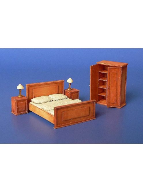 Hauler - Bedroom furniture