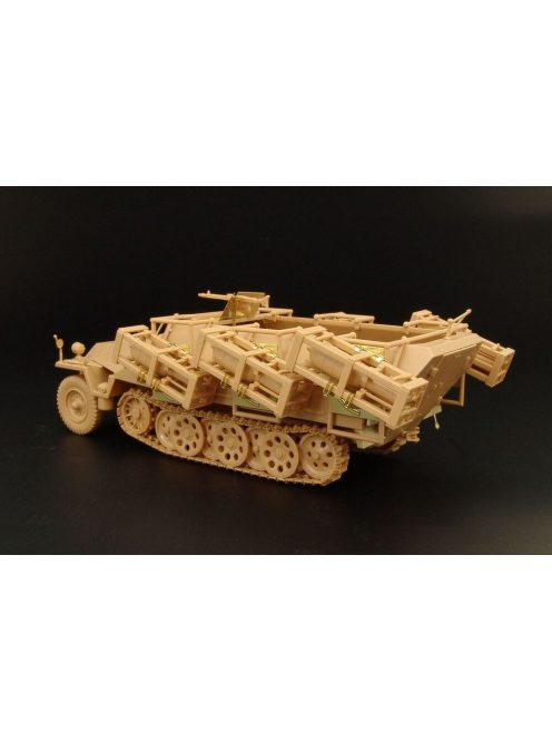 Hauler - Sd Kfz 251 STUKA Zu Fuss (TAMIYA)