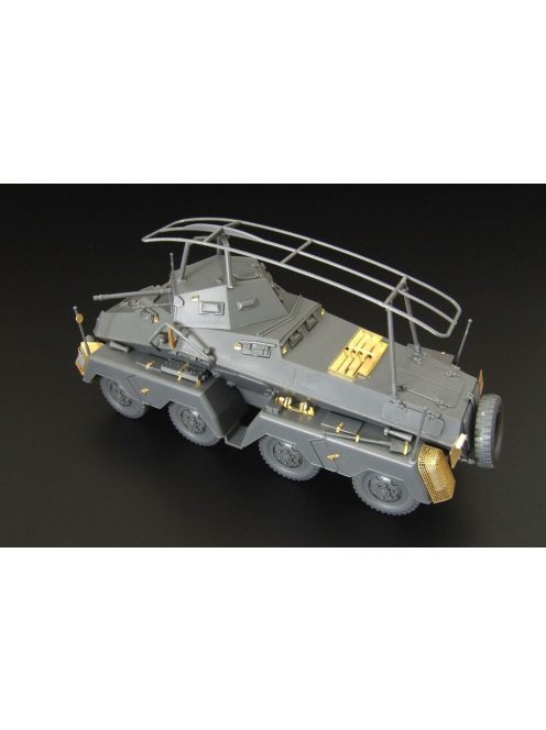 Hauler - Sd Kfz 232 Ger Armored Car-basic  (Tamiya)