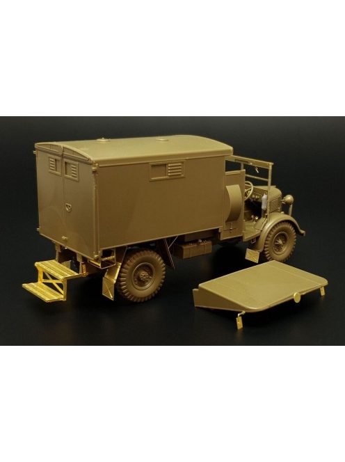 Hauler - British 2-Ton 4x2 Ambulance (Austin K2) for Tamiya