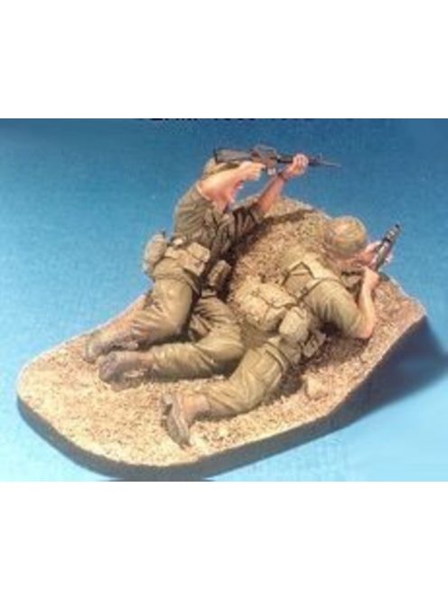 Hobby Fan - Fire team 1969-1972 2 Figures w/Base