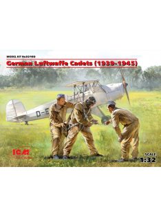 ICM - German Luftwaffe Cadets 1939-1945 3 Figure