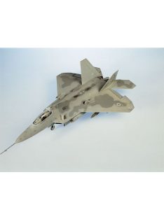 Italeri - F-22 Raptor